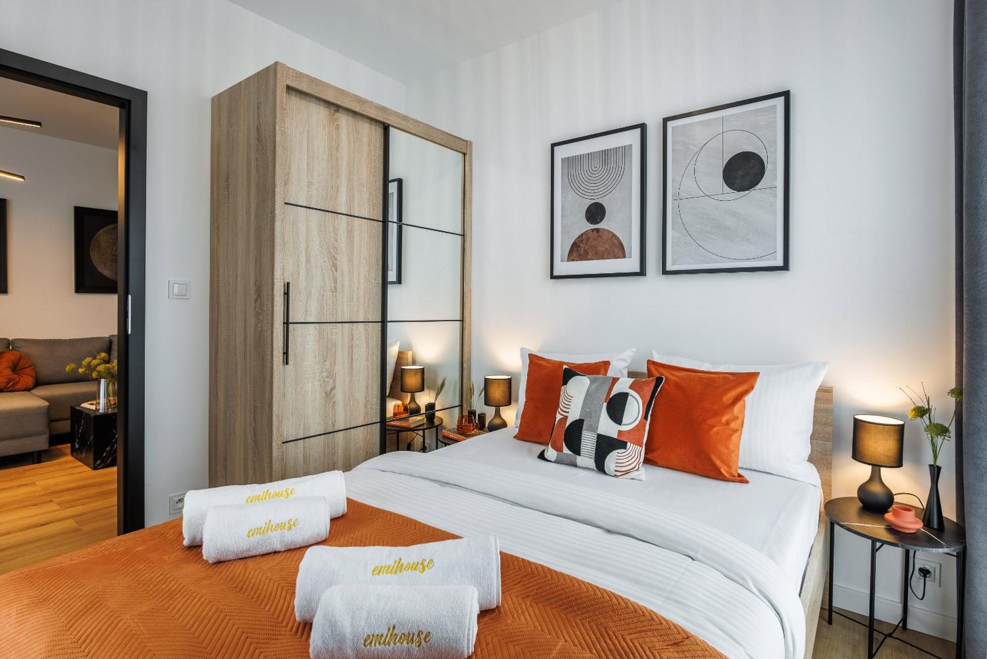 Emihouse Krakovska Apartments رشيشوف المظهر الخارجي الصورة